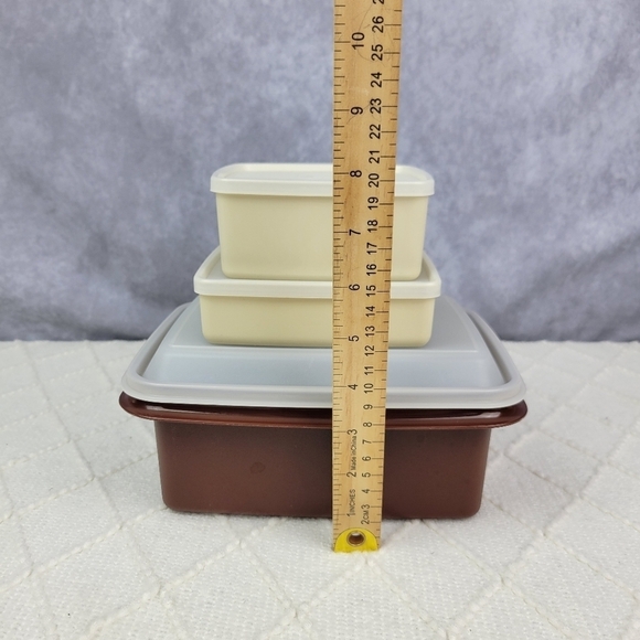 Tupperware keeper/Fridge containers Set of 3 - Picture 2 of 13